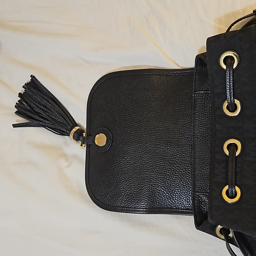 Michael Kors Bedford Signature Jacquard/Leather Drawstring Backpack 🎒 - Picture 6 of 10